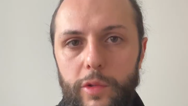 Пошутивший про Иисуса комик извинился после отмены концерта в Самаре