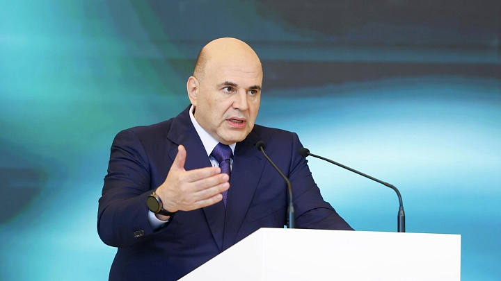 Мишустин поручил представить предложения по закону о транспортной политике