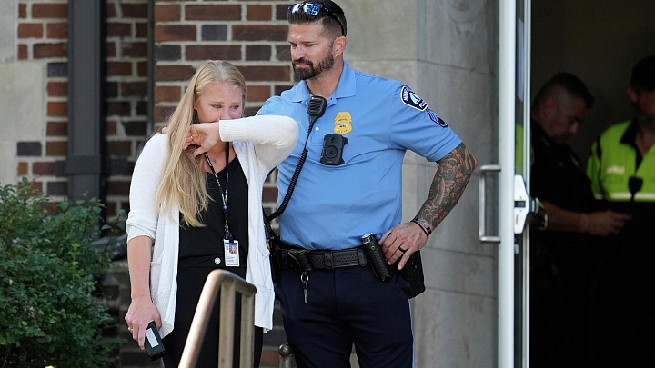 Папа римский выразил соболезнования в связи со стрельбой в Миннесоте