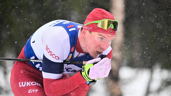 Горбунова, Большунов, Степанова и Ардашев выиграли смешанную эстафету на ЧР