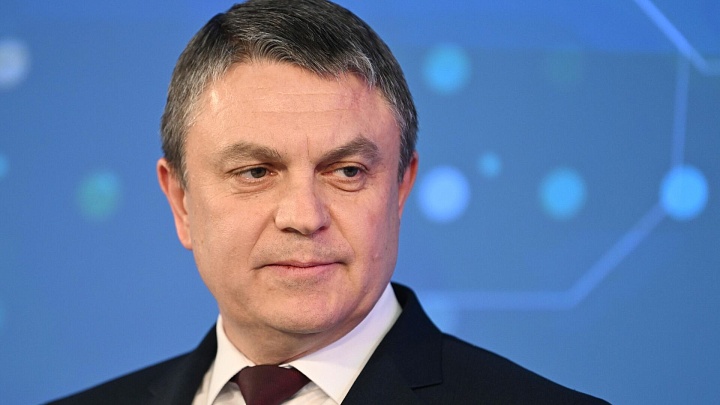 Пасечник вручил награды девятерым представителям бизнеса