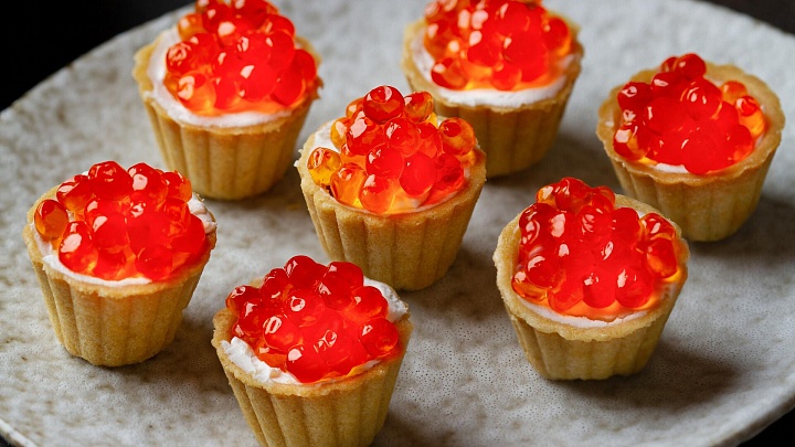 В России начала дешеветь красная икра