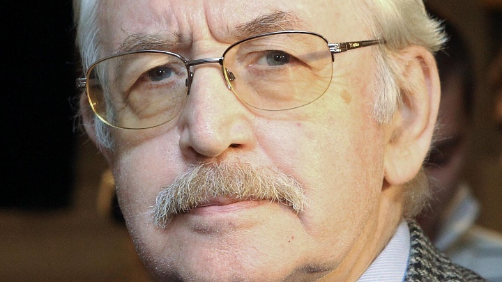 Жена Ливанова ответила на сообщения об ухудшении состояния ее супруга